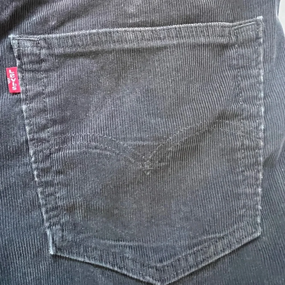 LEVI'S 502 Corduroy Pants Mens Size 36x29 Taper Fit‎ Dark Wash Cotton Blend
